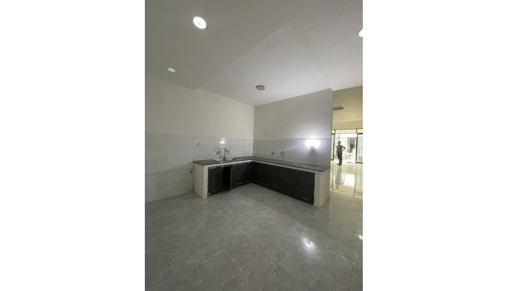 GẦN AEON TÂN PHÚ, KẾ BÊN CÔNG VIÊN GIA PHÚ, HẺM 7M, 64M2, 2 TẦNG 2PN, SỔ ĐẸP GIÁ CHỈ 4.8 TỶ